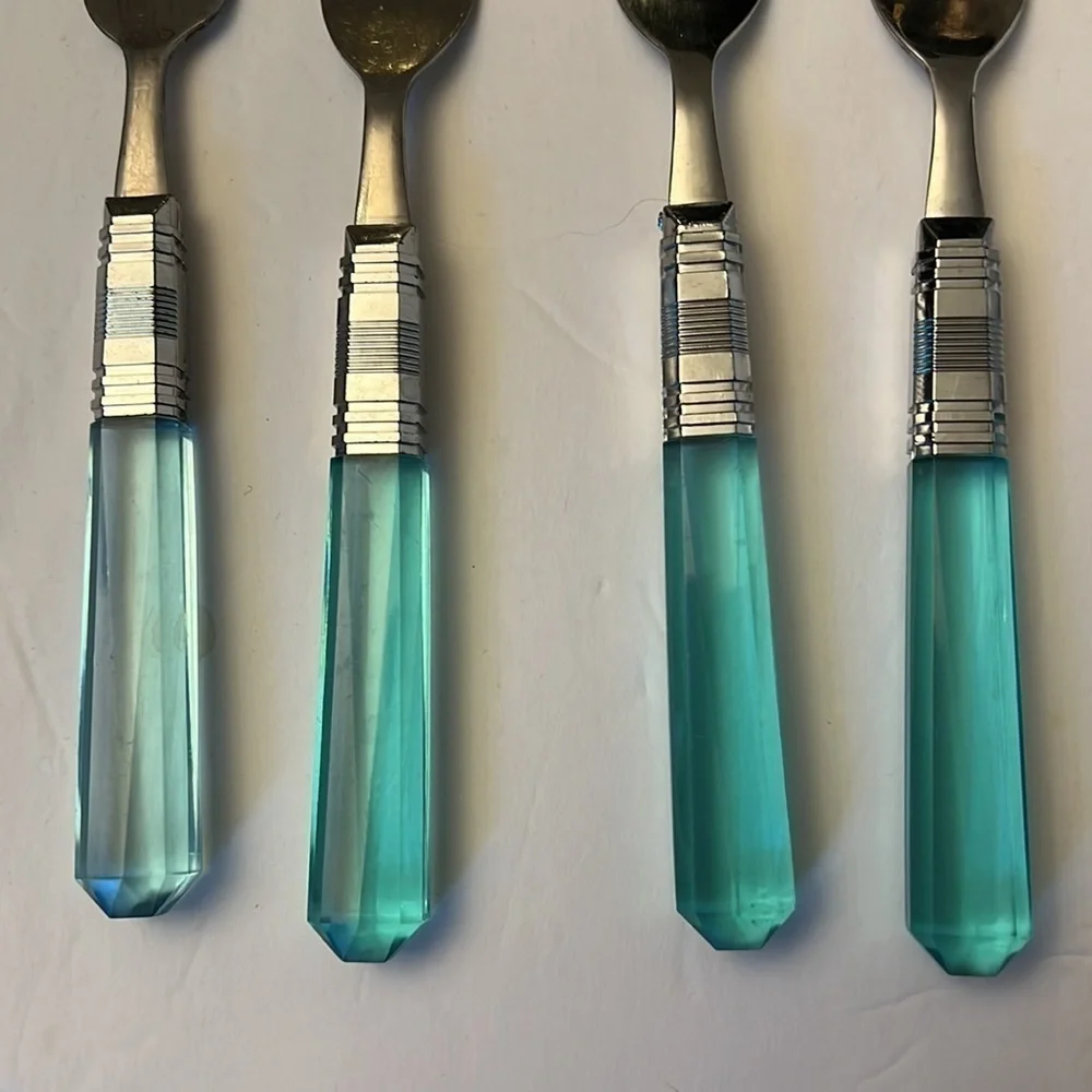 Vintage Jeweled Lucite Handle 5 pc Service for 4 Silverware Flatware 20 pc